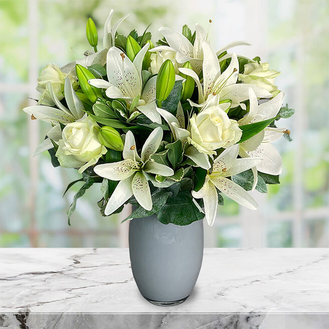 White Rose & Lily Bouquet - FREE DELIVERY