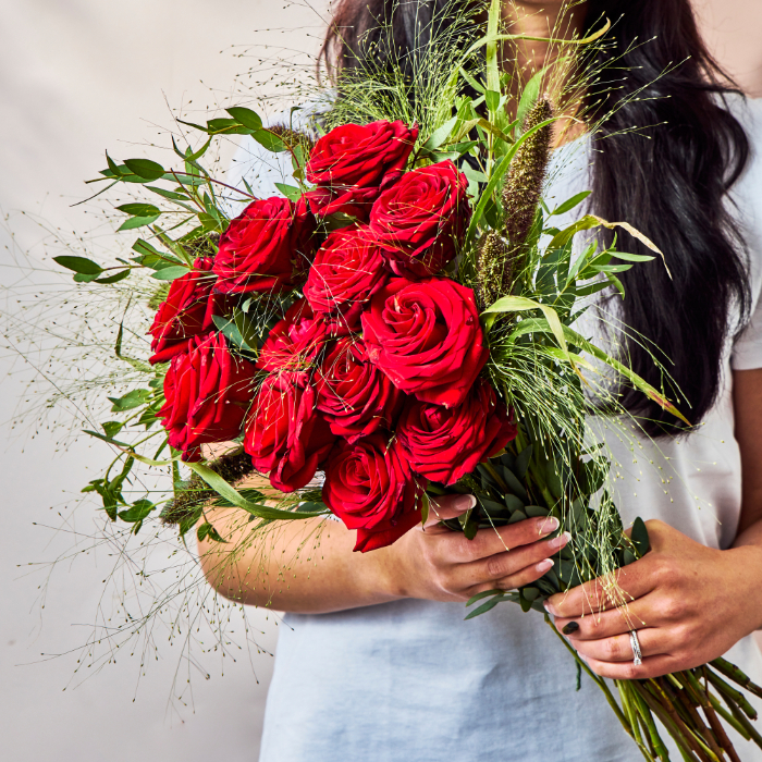 Rosa-Bella Hand-Tied Bouquet - FREE DELIVERY