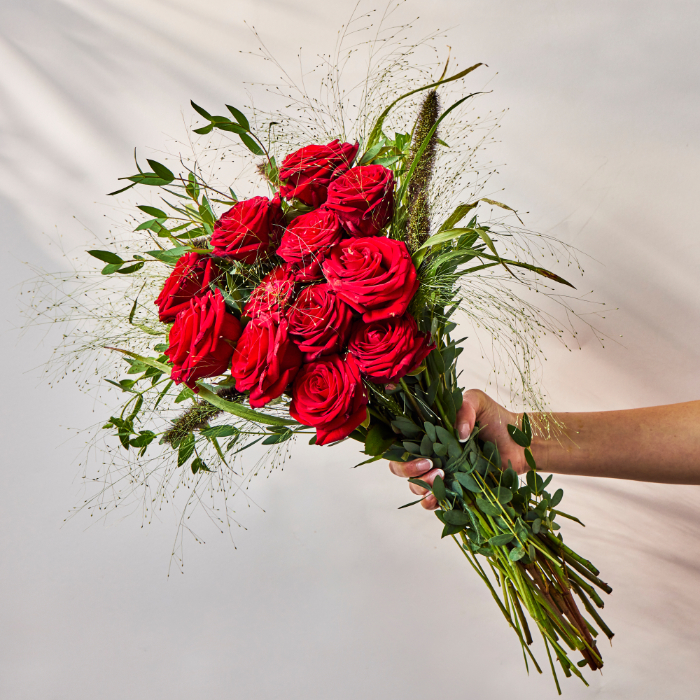 Rosa-Bella Hand-Tied Bouquet - FREE DELIVERY