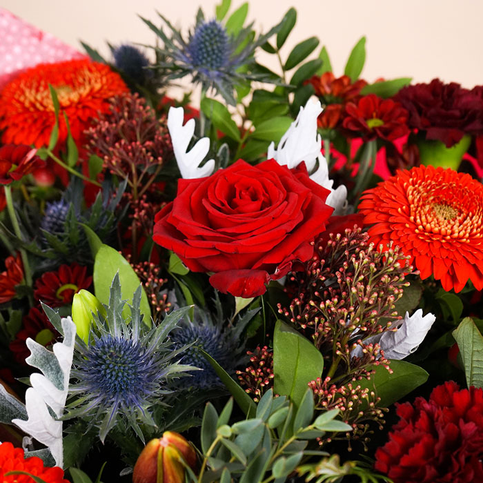 Crimson Queen Flower Bouquet - FREE DELIVERY