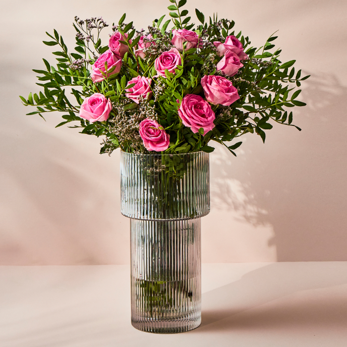 Pink Dozen Roses Flower Bouquet - FREE DELIVERY