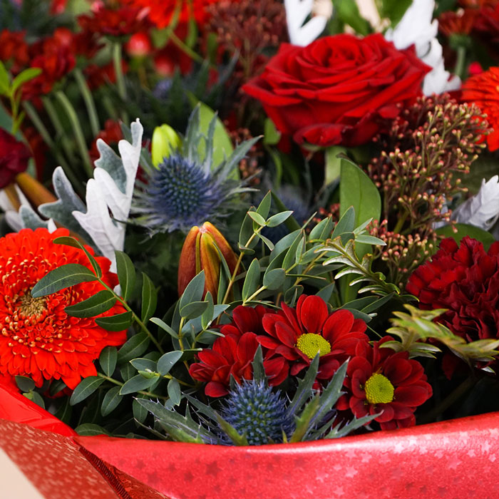 Crimson Queen Flower Bouquet - FREE DELIVERY